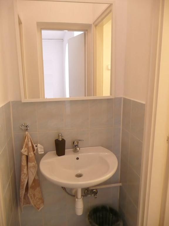 Orchidea Apartman Tata Zimmer foto